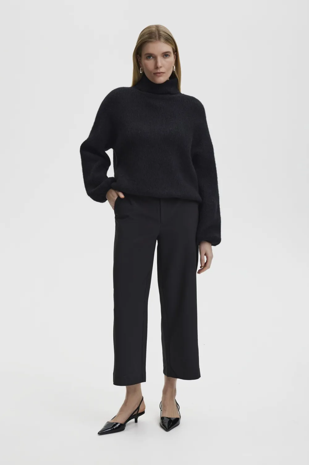 Gestuz Alpha rollneck black