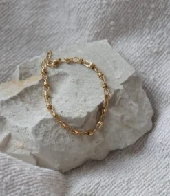 Label Kiki Oval loop bracelet gold KSA2981-GOLD