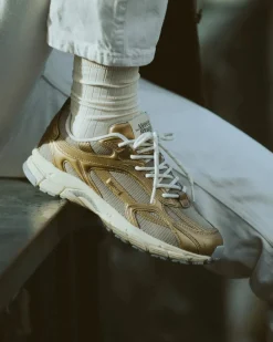 Mercer The re-run brown ME243019-800